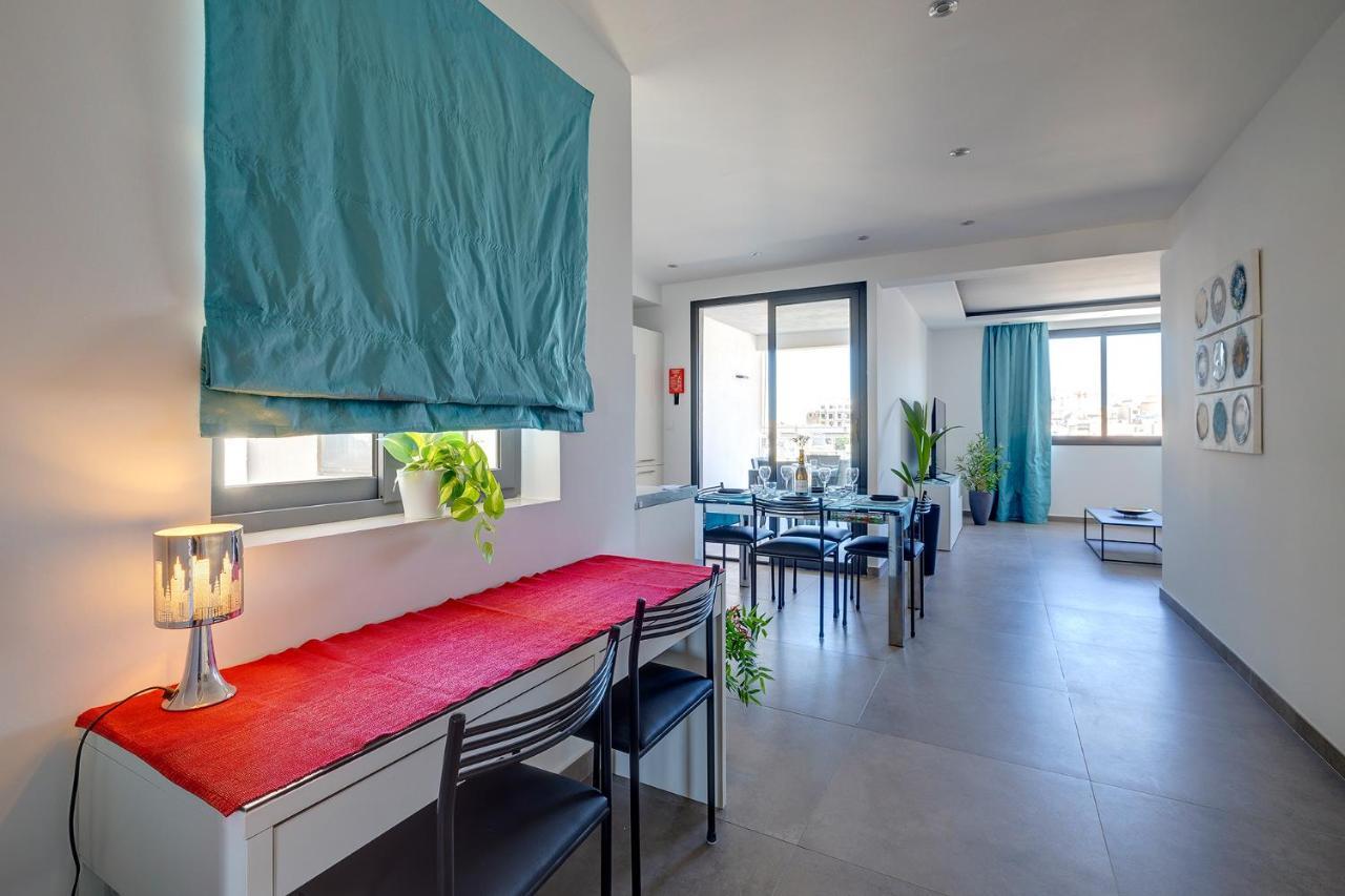 Perfect Location Idyllic 2Br Apartment Sliema Buitenkant foto