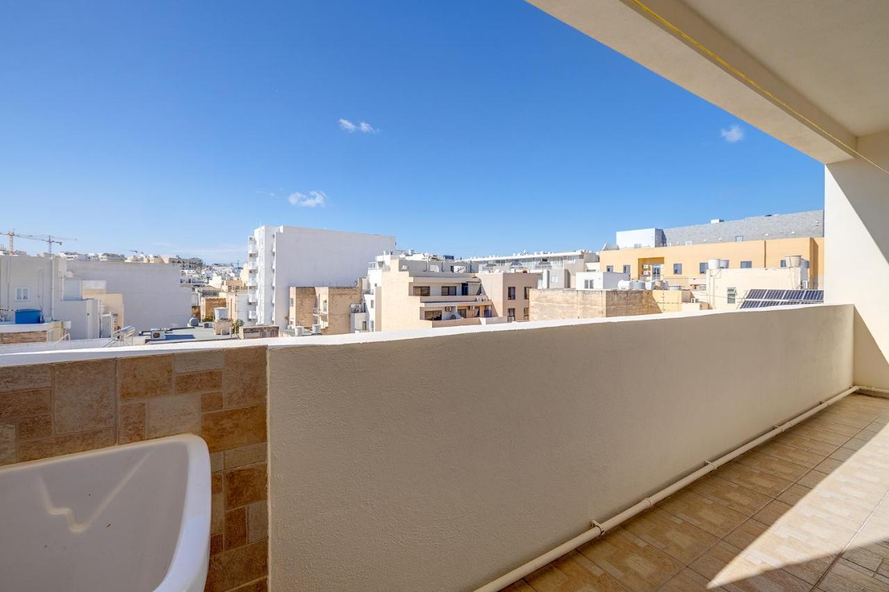 Perfect Location Idyllic 2Br Apartment Sliema Buitenkant foto