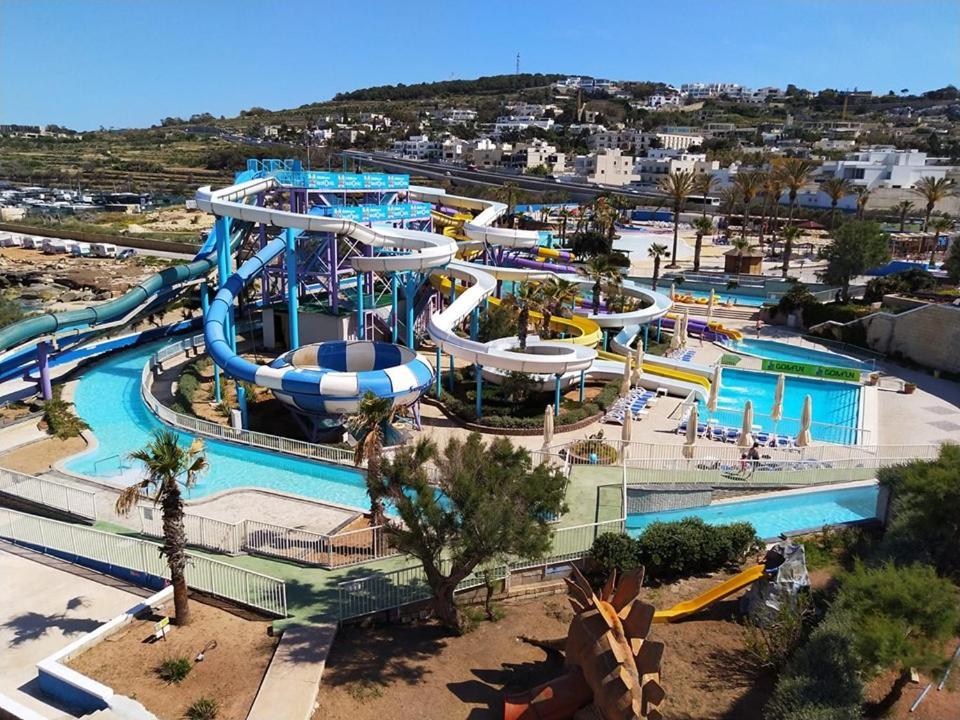 Perfect Location Idyllic 2Br Apartment Sliema Buitenkant foto